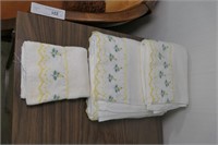 Needlework Towel Set