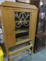 CARVED OAK HUTCH W/GLASS DOOR 3 SHELFS & NO DRAWER