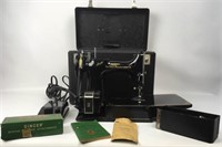 1953 Singer Featherweight Sewing Machine, Case++