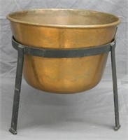 20" Copper Pot on Straight Leg Cast Iron Stand