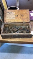 Old pipe die set in original dovetailed box