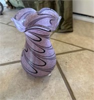 8" China Art Glass Vase