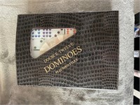 (2) Sets of Dominoes Games