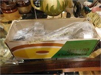 vtg pineapple cutter, in box