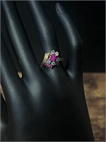 10K Gold ladies ring with beautiful gems