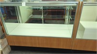 Display cabinet with glass front and top- does
