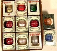 Shelby, OH Christmas bulbs