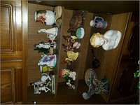 Contents of a lower cabinet in the shrunk,