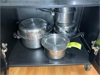 CHEFS WARE, GROUP OF COOKWARE INCLUDING POST WITH