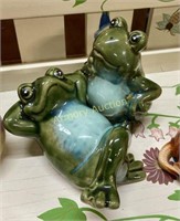 POTTERY FROGS