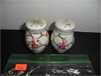 White & Gold with flowers Salt and Pepper Shakers