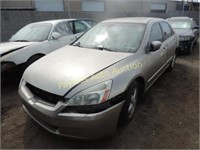 2003 Honda Accord JHMCM56663C029658 Gold