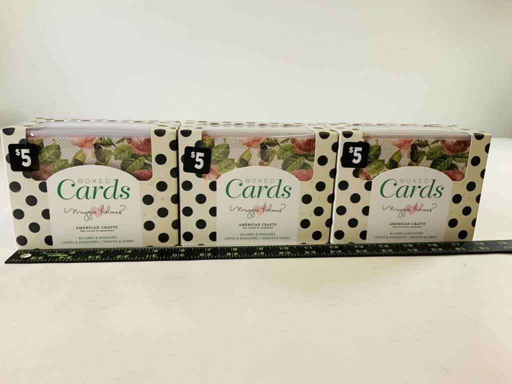 Maggie Holmes 40 cards and envelopes Brand new