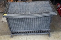 WICKER BLANKET CHEST