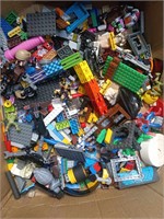 APPROXIMATELY 5 POUNDS OF LEGOS AND FIGURINES