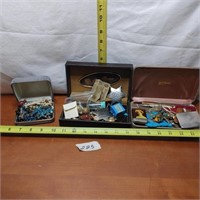 LOT OF JEWELRY W/ BOXES