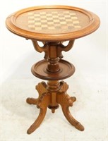 19th cent. Walnut chess table