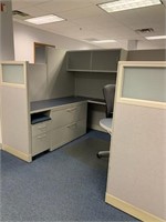 HON set of 6 Cubicle work stations w/ Frosted