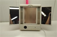 GE Lighted Mirror