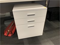 5 White Timber 3 Drawer Mobile Office Pedestals