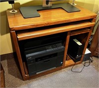 Small Wooden Computer Desk 
Contents Not