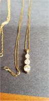 14K Gold Necklaces & Pendants  3.3g