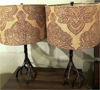 L - PAIR OF MATCHING TABLE LAMPS