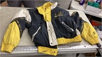 Vibtage Iowa Hawkeyes jacket size large has