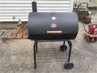 Char-Griller Grill