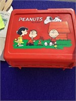 Peanuts lunchbox
With thermos, plastic