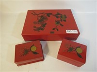 Oriental Red Laquer Vanity Set - 4" x 5.5";