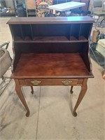 Desk 28"W x 44"H