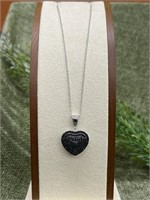 Sterling 18’’ Chain w/ Black Stoned Heart Pendant