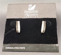 (XX) Swarovski Black and White Crystal Pierced