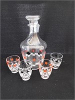 Playing card suits vintage glass decanter with 4