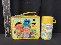 1979 Sesame Street Aladdin Lunchbox & Thermos