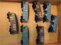 "HO" MODEL TRAIN COAL CARS