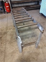 18“ x 5‘ roller stand