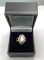 Silver ring w/stones- 3.04 grams