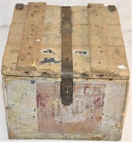 VINTAGE STRONG BOX & COLLECTOR ITEMS ! -G-2