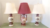 (2) MATCHING VINTAGE TABLE LAMPS & (1) VINTAGE