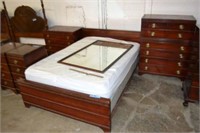 5pc Bedroom Suite with Mirror