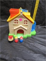 1984 Fisher Price Play House (appears to be