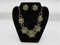 Hexagon Checker Pattern Necklace & Earing Set