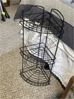 Metal Corner Rack