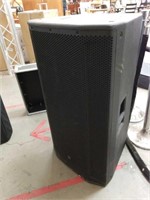 One JBL Professional Speaker with case