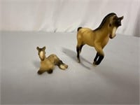 VINTAGE BREYER MOLDING CO. MARE AND FOAL 3X2.5