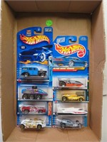 8 Hot Wheels Cars (New in Packages)