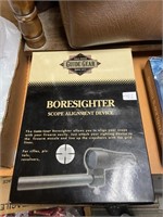 Boresighter scope alignment device guide gear in