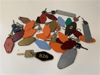 Vintage hotel room key fobs (box lot)